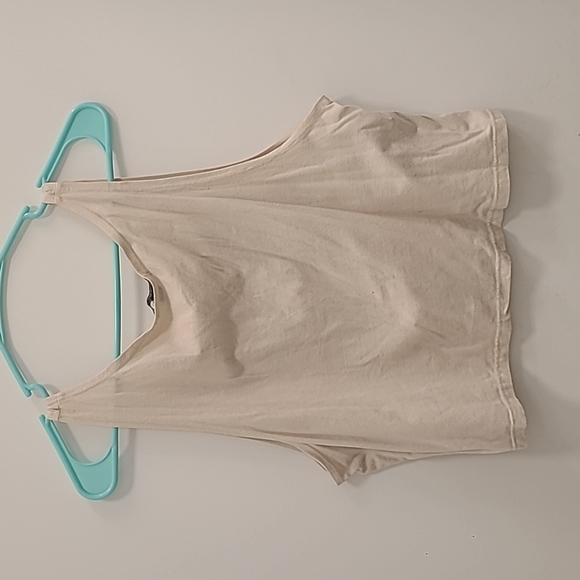 Top - Picture 2 of 4